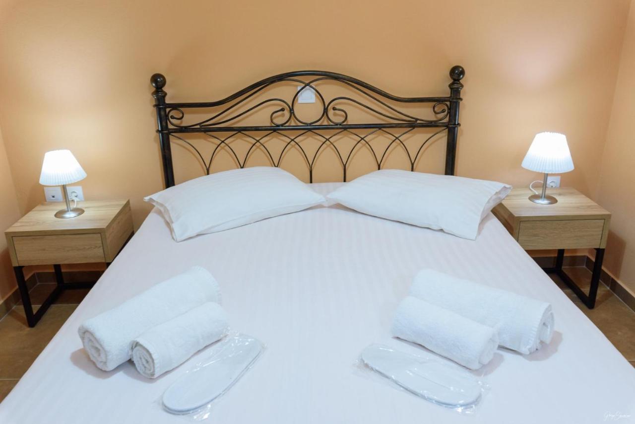 Alkionides Hydra Otel Dış mekan fotoğraf